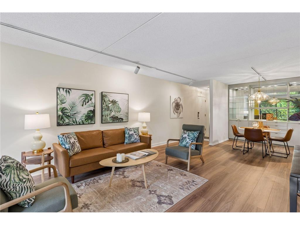 2485 Londin Lane E #323 Maplewood MN 55119 7080019 image6