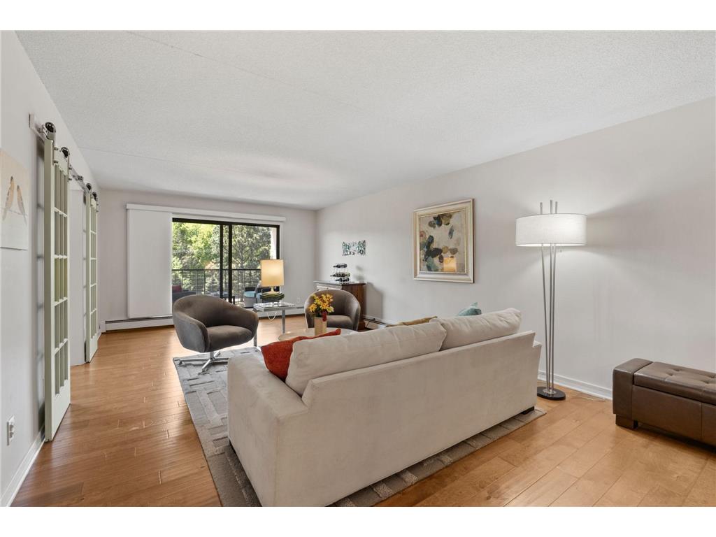 2485 Londin Lane E #423 Maplewood MN 55119 7068021 image14