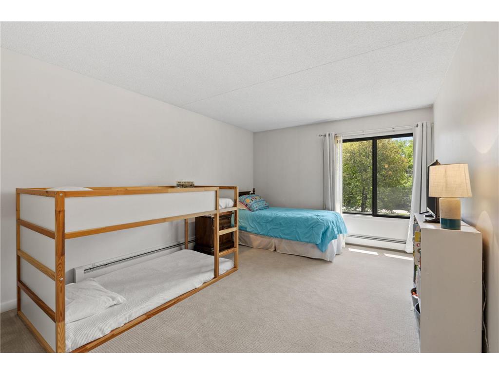 2485 Londin Lane E #423 Maplewood MN 55119 7068021 image28
