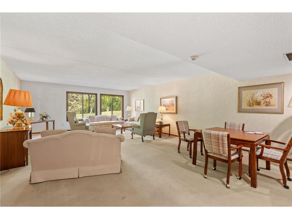 2485 Londin Lane E #423 Maplewood MN 55119 7068021 image46
