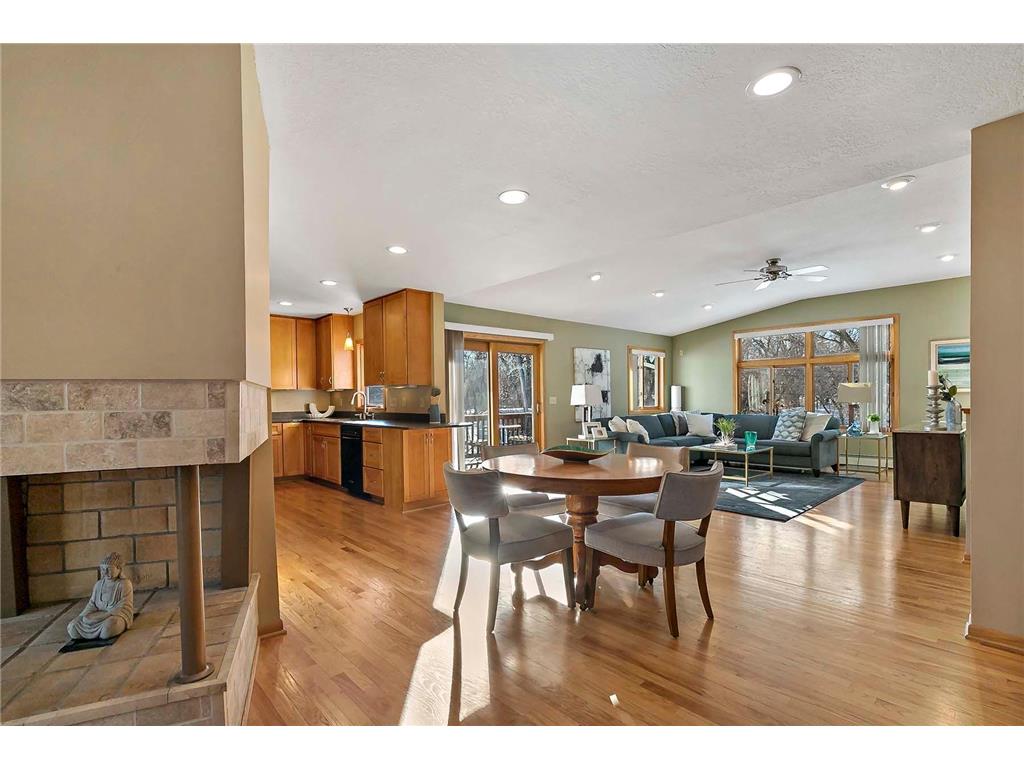 2485 Regent Avenue N Golden Valley MN 55422 - Bassett Creek 6328279 image1