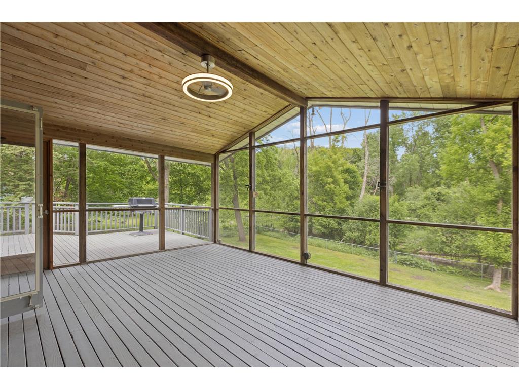 24850 Amlee Road Shorewood MN 55331 7086122 image8