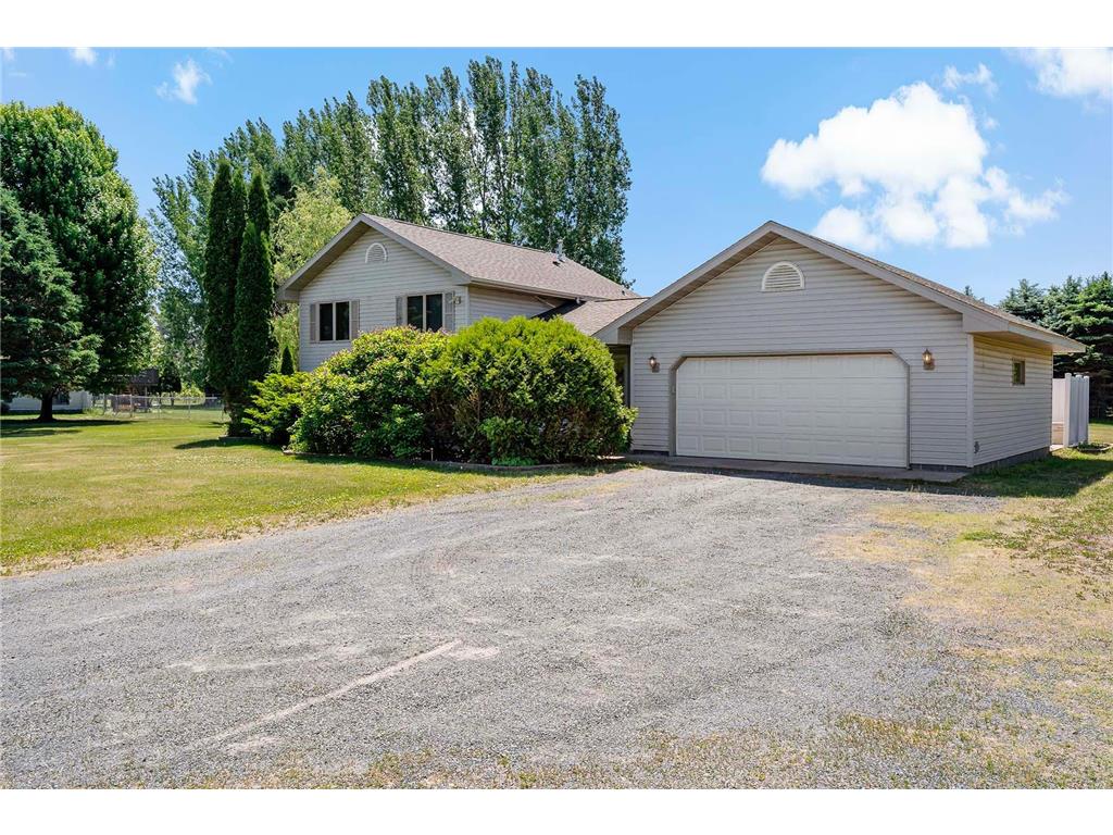 2488 91st Avenue Osceola WI 54020 7086576 image1