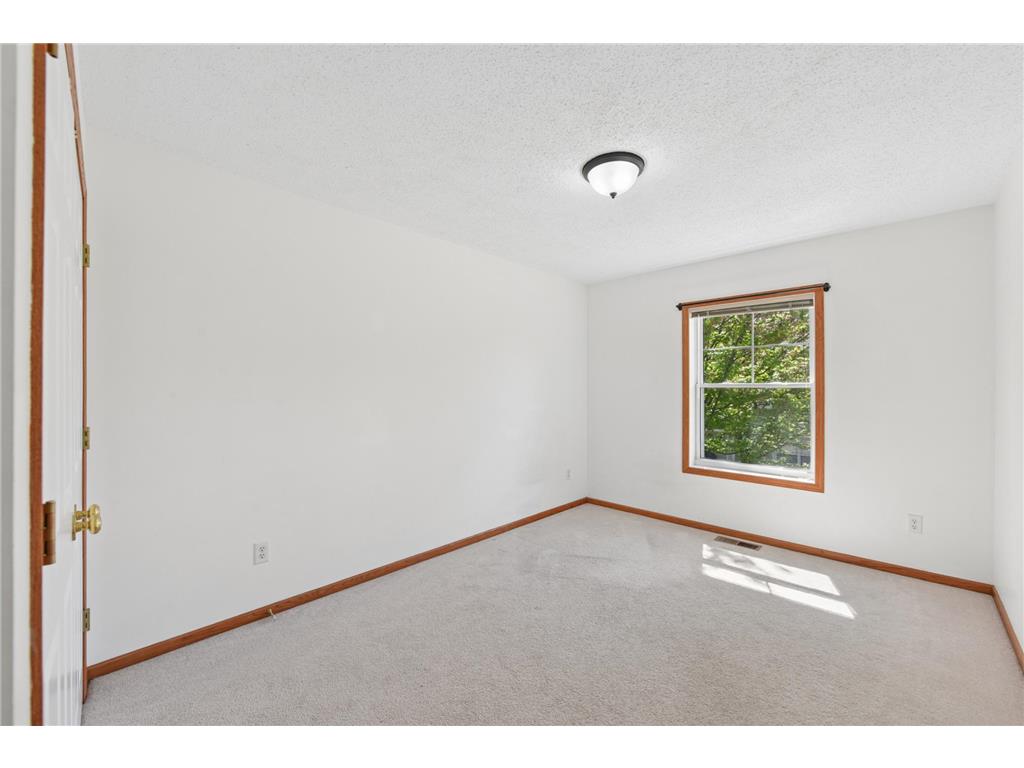 2489 Dawes Place #D River Falls WI 54022 7076660 image20