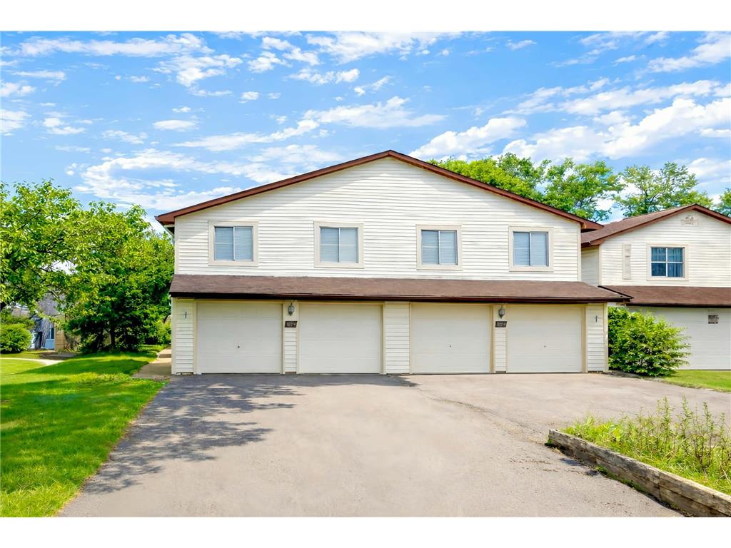 2489 Woodbridge Street Roseville MN 55113 7044245 image6
