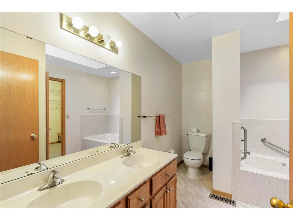249 6th Street NE Minneapolis MN 55413 7041833 image17