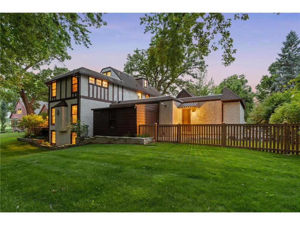 249 Hawthorne Road Hopkins MN 55343 7090559 image47