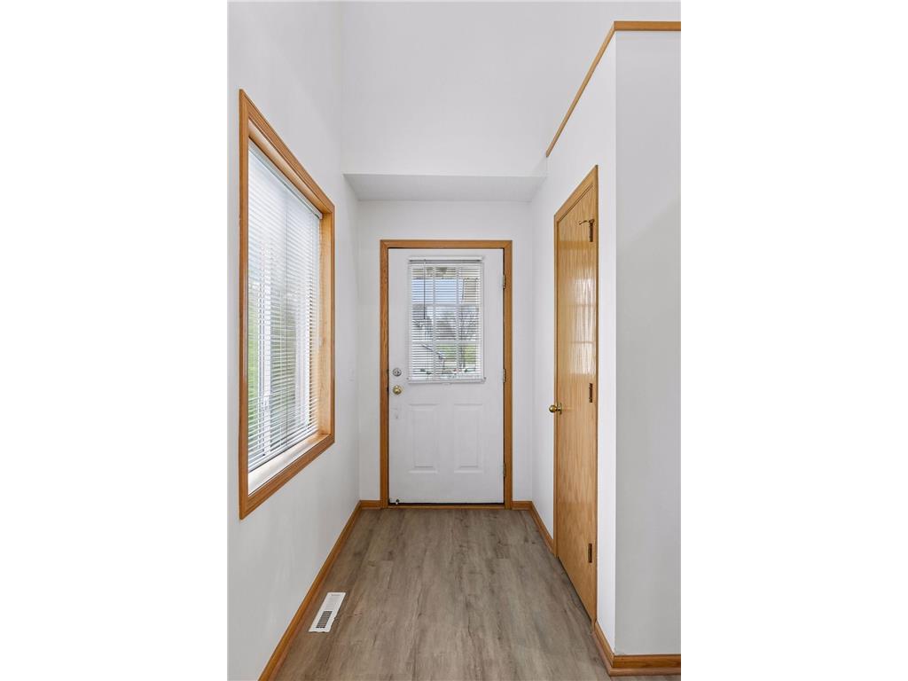249 Pleasant Lane Chaska MN 55318 7062209 image3