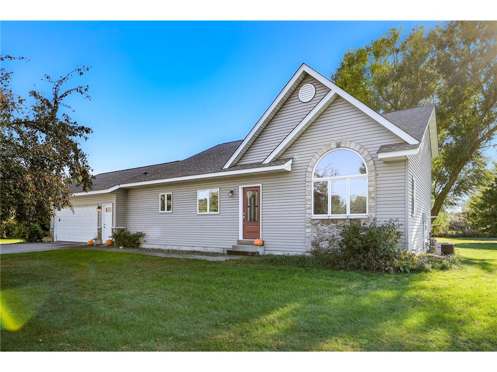 2490 91st Avenue Osceola WI 54020 7040737 image1