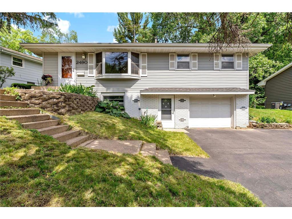 2490 Kewanee Way Golden Valley MN 55422 6546676 image1