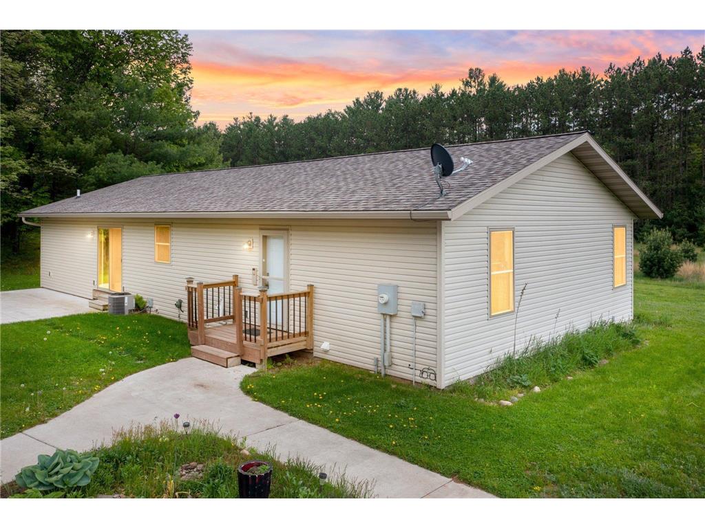 24918 Viola Lake Road Webster WI 54893 6532647 image1