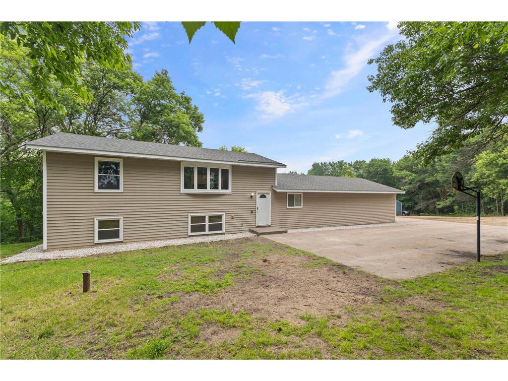 24927 Narcissus Street NW Isanti MN 55040 6732311 image1