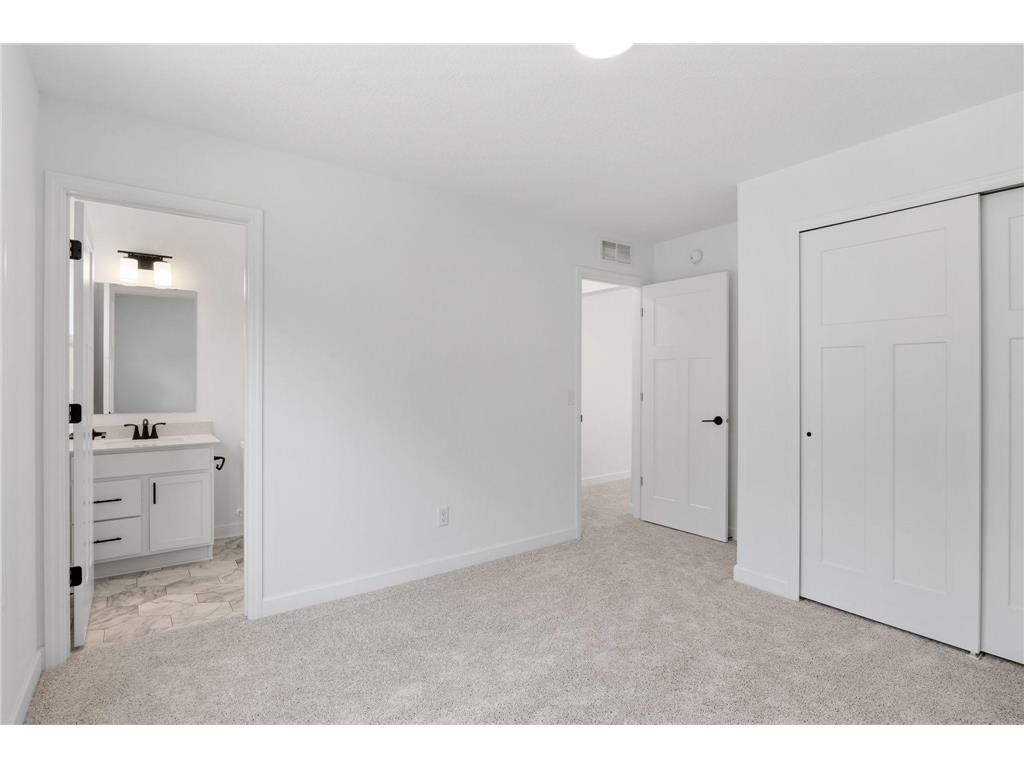 2493 Rock Elm Road Shakopee MN 55379 7105845 image15