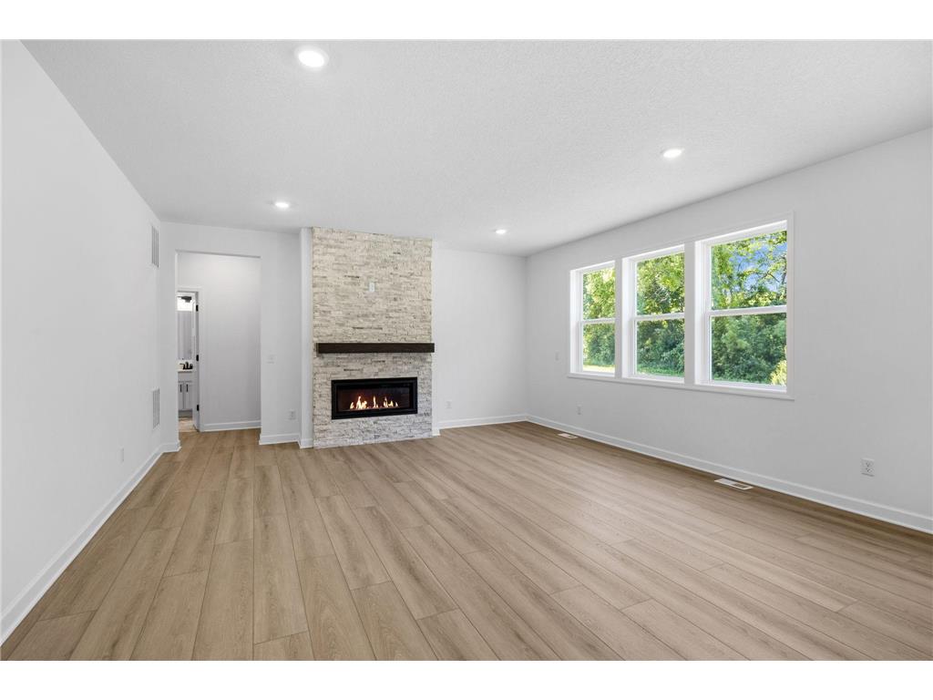 2493 Rock Elm Road Shakopee MN 55379 7105845 image8