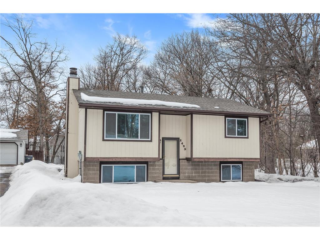 2493 Skillman Avenue E North Saint Paul MN 55109 6338945 image1