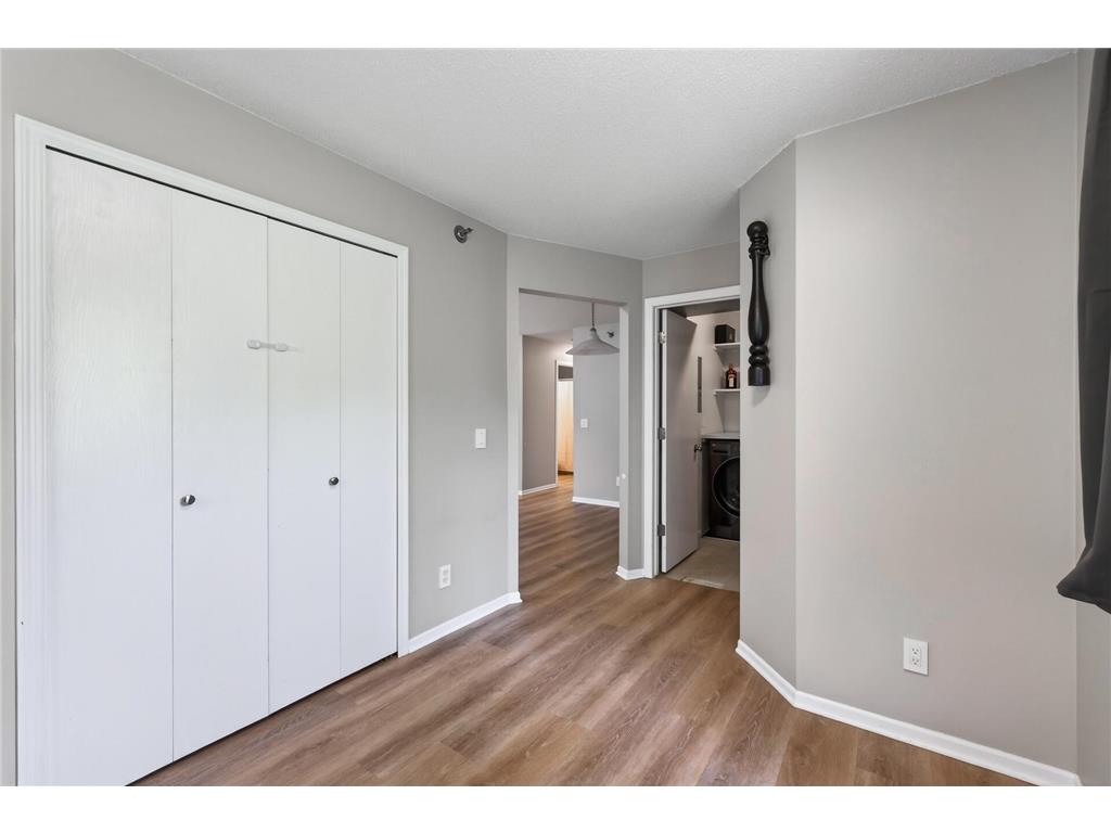 2494 Wilshire Court Mendota Heights MN 55120 7081372 image11