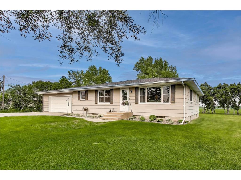 24950 Cedar Avenue Eureka Twp MN 55024 6733371 image1