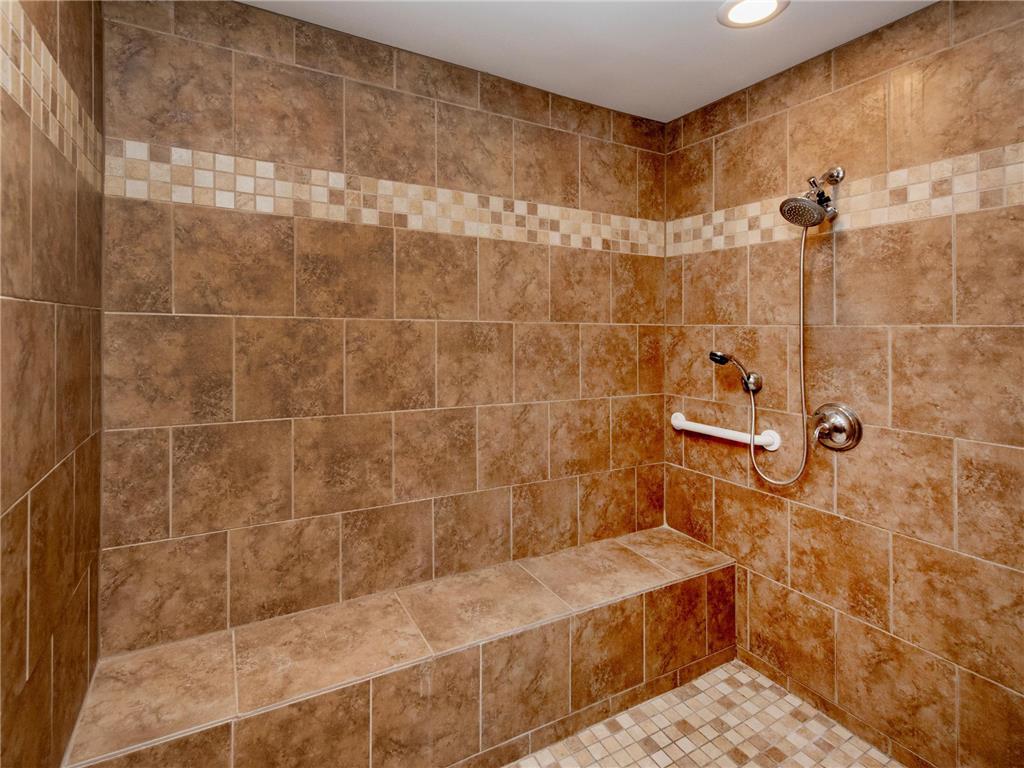 2498 Pond Circle E Mendota Heights MN 55120 7017157 image46