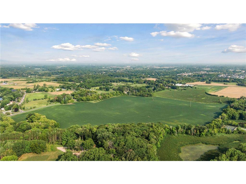 24x1 Holy Name Drive Medina MN 55340 6750065 image9