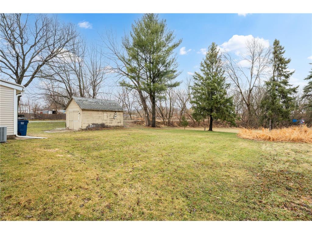 25 2nd Street NE Elgin MN 55932 7047026 image2