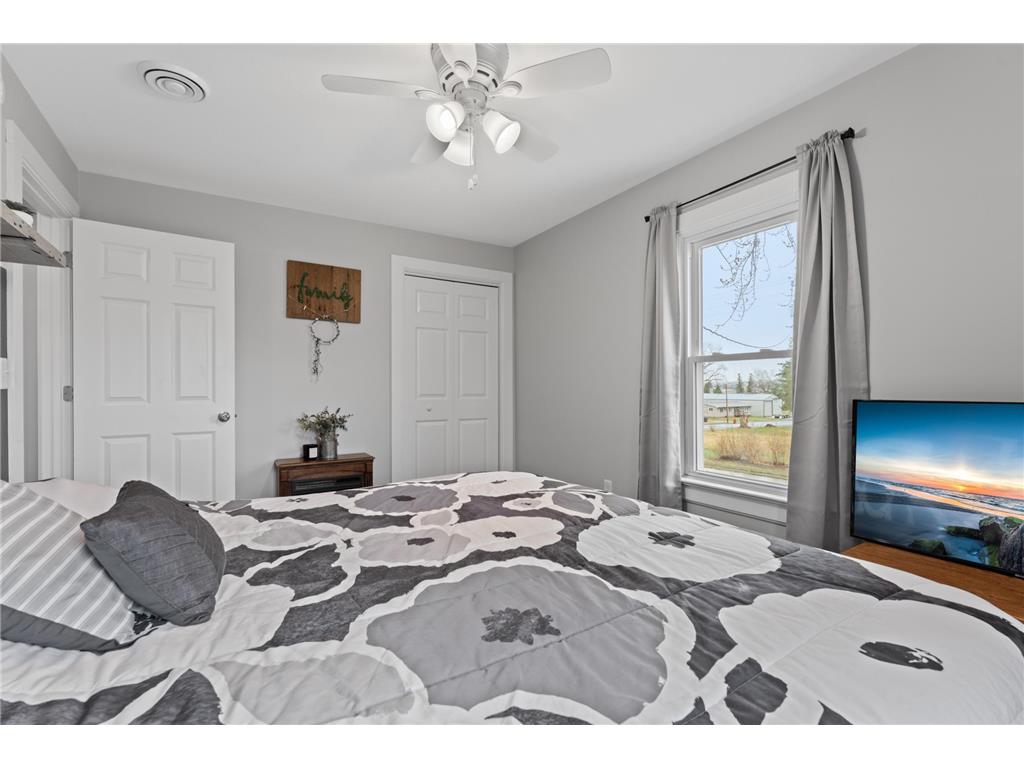 25 2nd Street NE Elgin MN 55932 7047026 image20