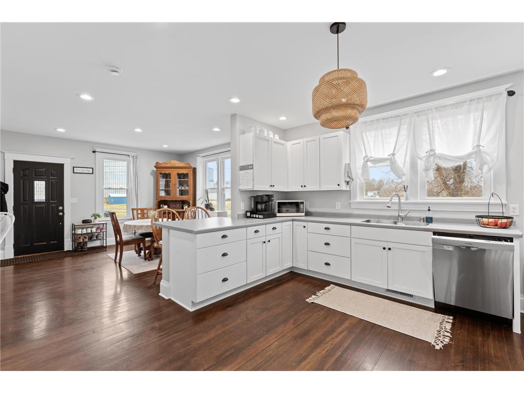 25 2nd Street NE Elgin MN 55932 7047026 image5