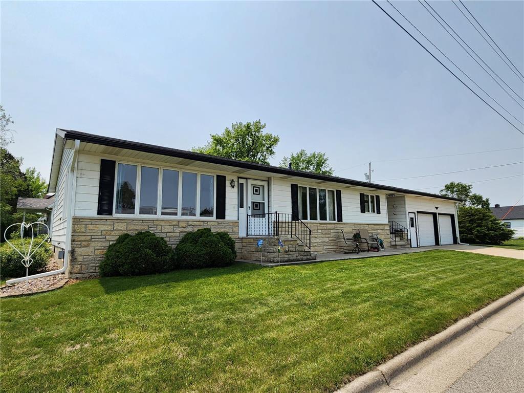 25 3rd Avenue NE Plainview MN 55964 6731490 image1