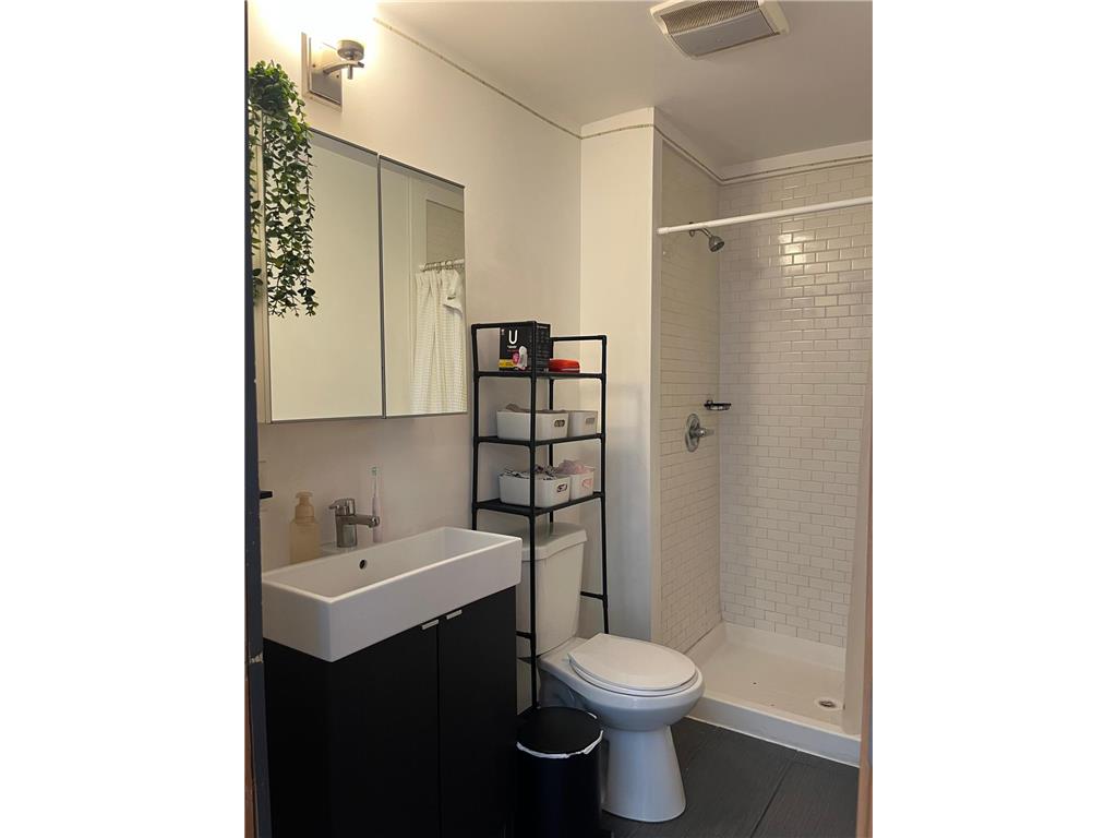 25 E 26th Street #3 Minneapolis MN 55404 7087150 image5