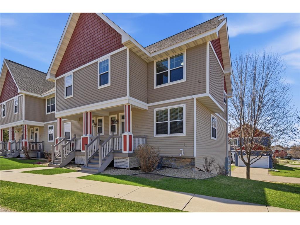 25 Heritage Boulevard Hudson WI 54016 7046606 image1