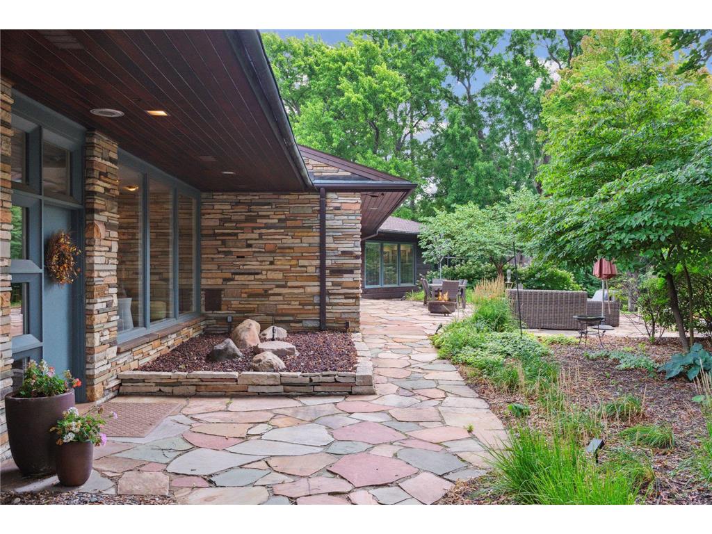 25 Lawn Terrace Golden Valley MN 55416 6490630 image1