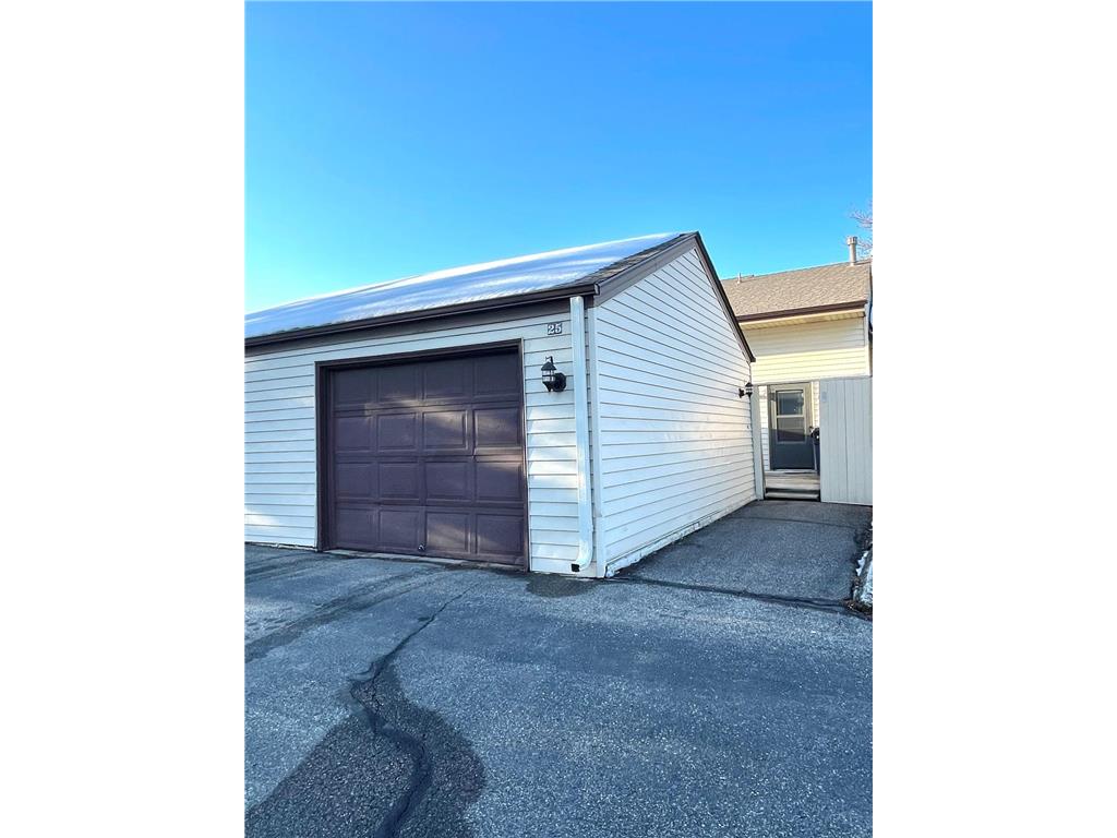 25 Marie Avenue E West Saint Paul MN 55118 6332067 image1