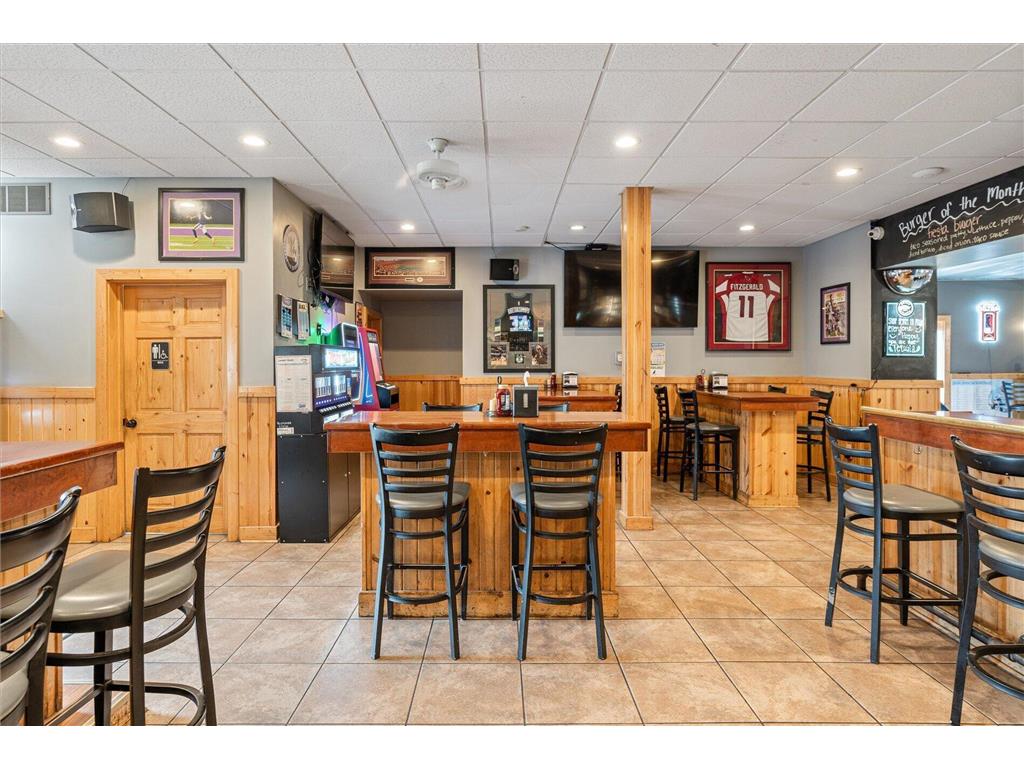 25 N Walnut Street La Crescent MN 55947 7103232 image3