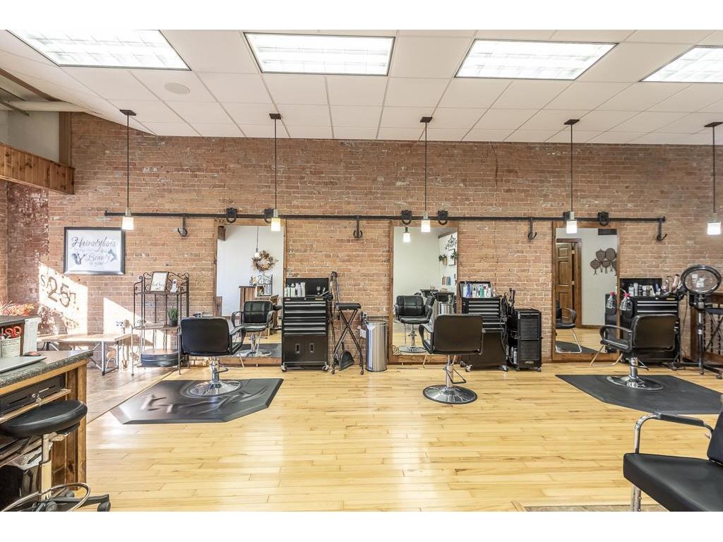 25 S Park Avenue Le Center MN 56057 6824521 image11