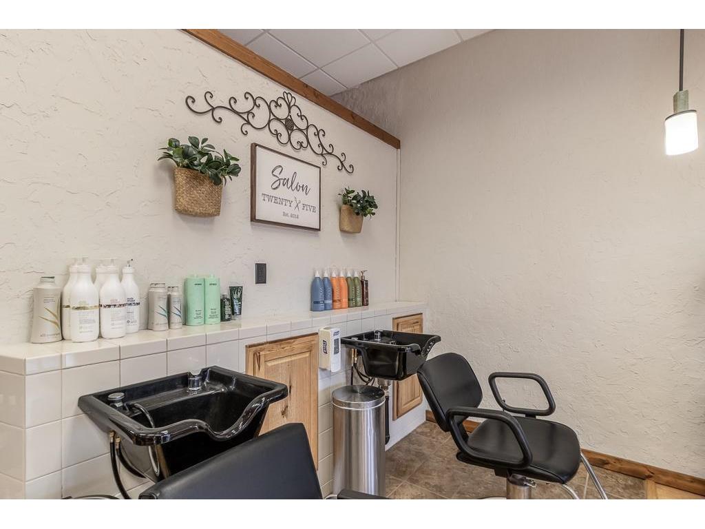 25 S Park Avenue Le Center MN 56057 6824521 image13