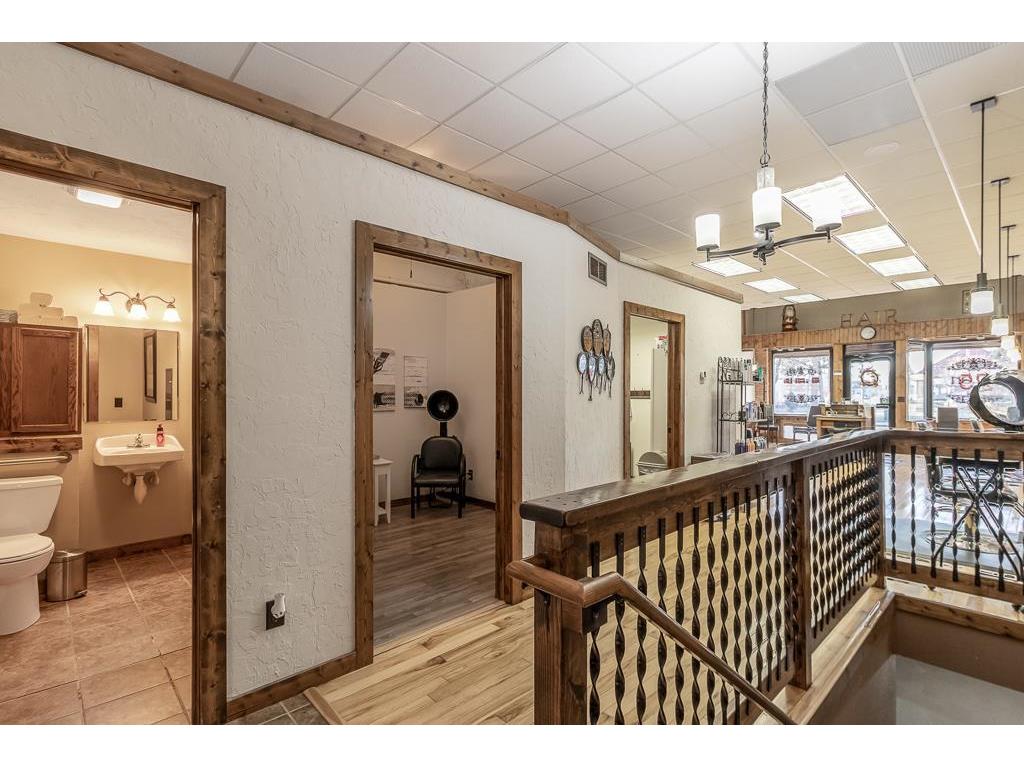 25 S Park Avenue Le Center MN 56057 6824521 image16