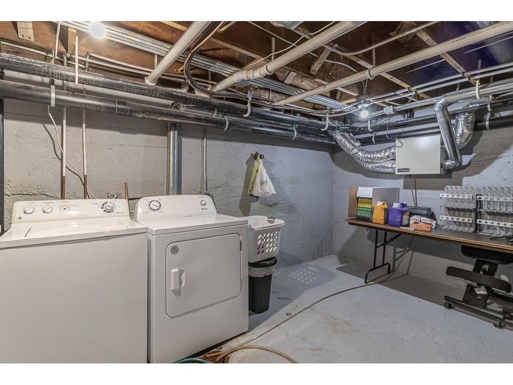 25 S Park Avenue Le Center MN 56057 6824521 image25