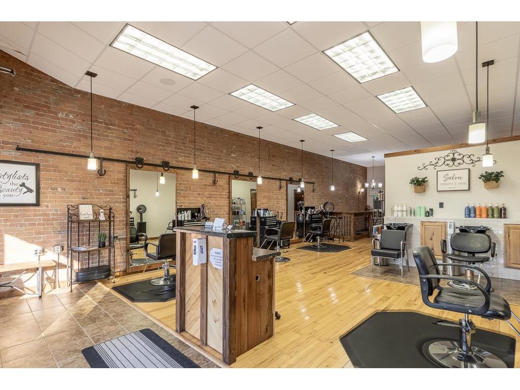 25 S Park Avenue Le Center MN 56057 6824521 image6