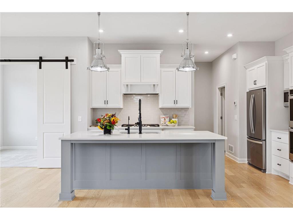 25 Summit Farm Lane Gem Lake MN 55110 6811744 image5