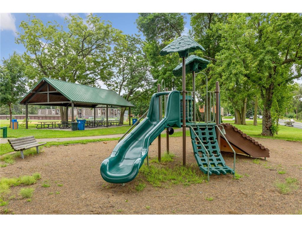 25 Summit Farm Lane Gem Lake MN 55110 6811744 image50