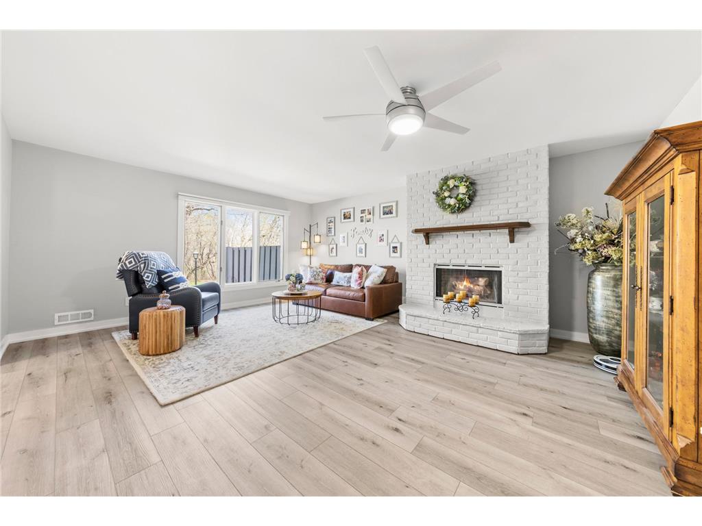 25 Walden Street Burnsville MN 55337 7033859 image10
