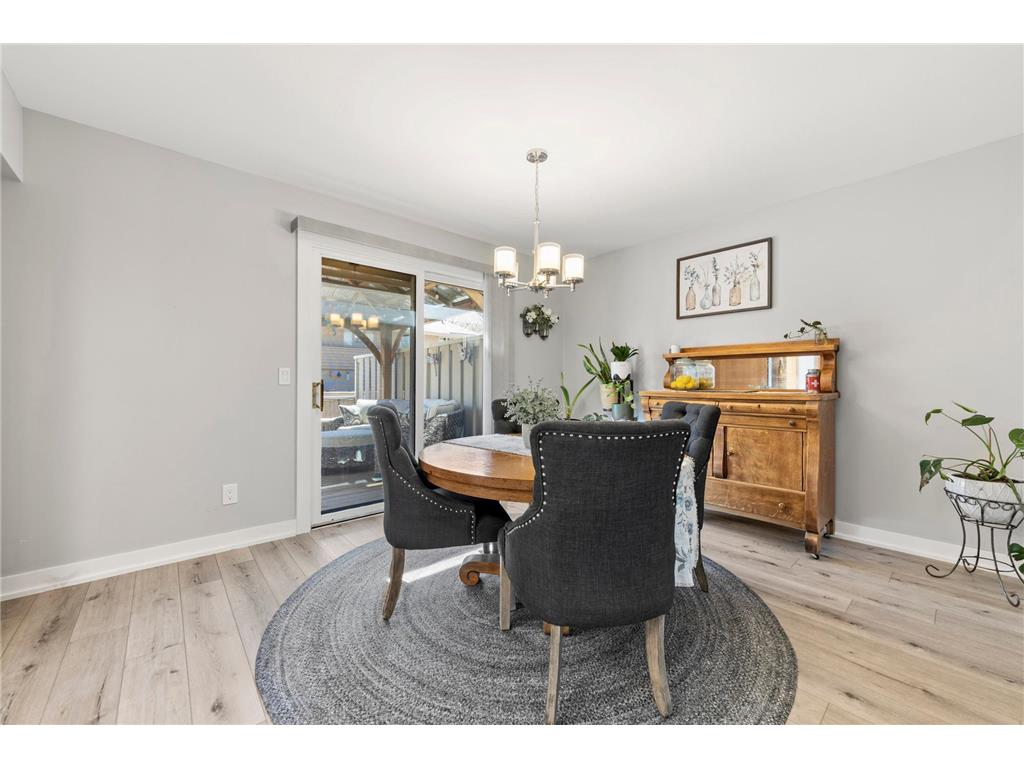 25 Walden Street Burnsville MN 55337 7033859 image11