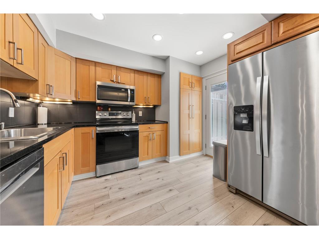 25 Walden Street Burnsville MN 55337 7033859 image15
