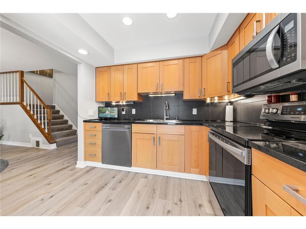 25 Walden Street Burnsville MN 55337 7033859 image18