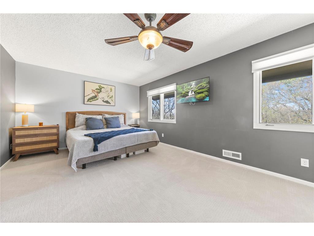 25 Walden Street Burnsville MN 55337 7033859 image22