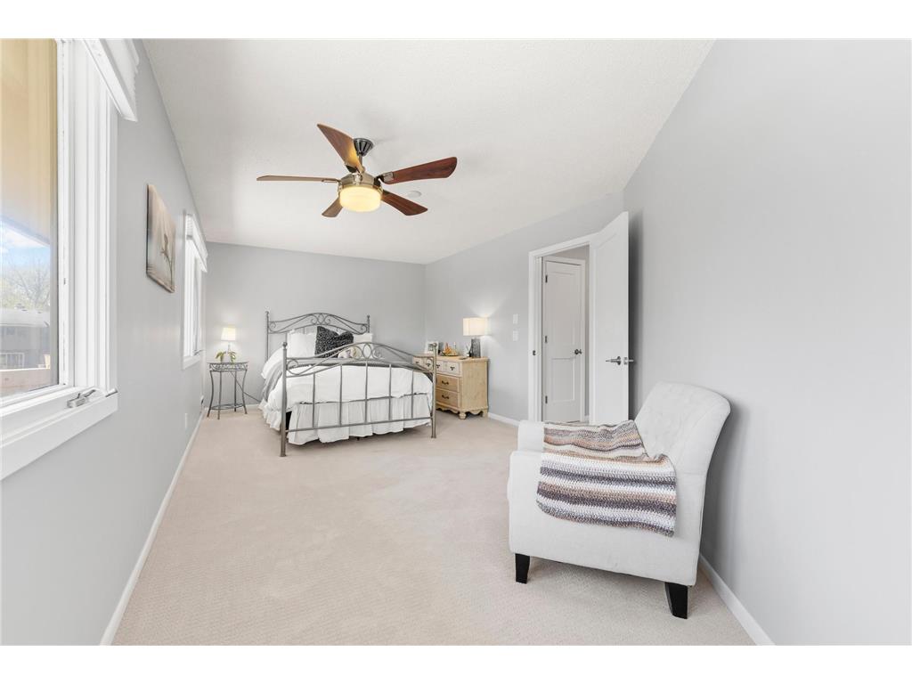 25 Walden Street Burnsville MN 55337 7033859 image25