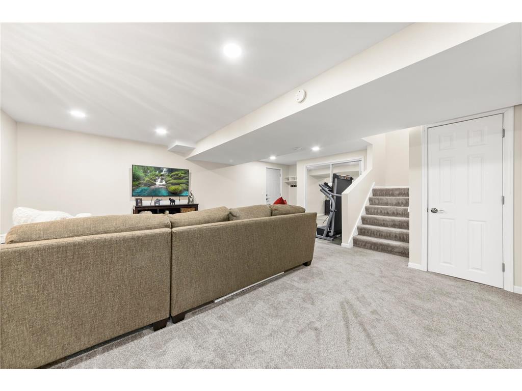 25 Walden Street Burnsville MN 55337 7033859 image33