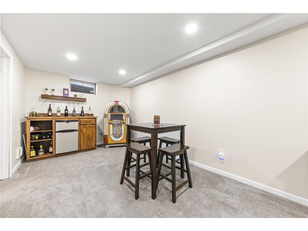 25 Walden Street Burnsville MN 55337 7033859 image34