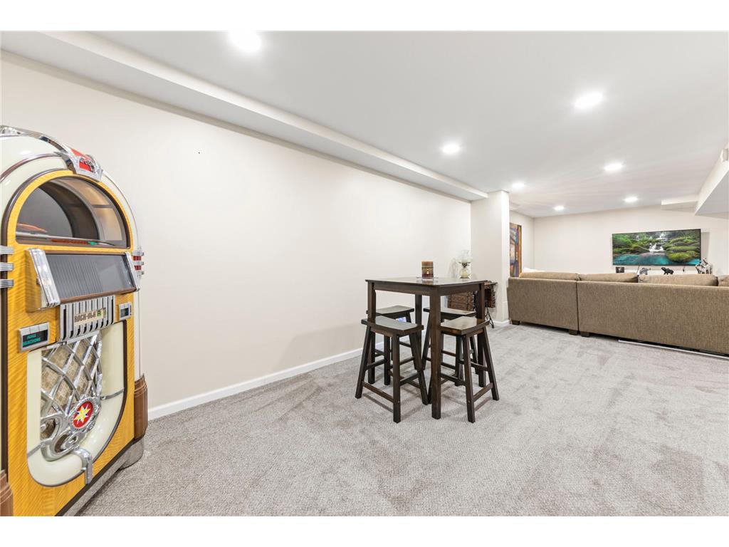 25 Walden Street Burnsville MN 55337 7033859 image36