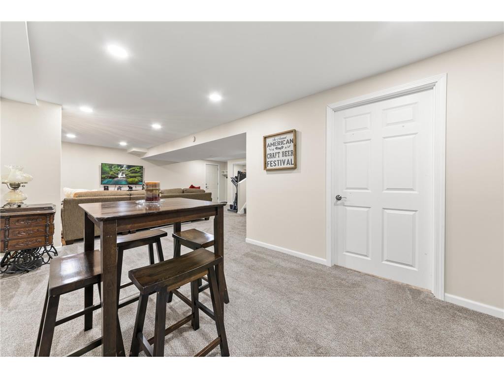 25 Walden Street Burnsville MN 55337 7033859 image37