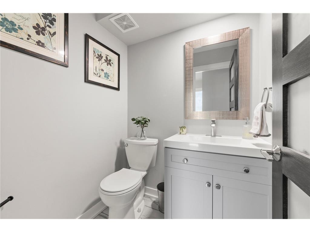 25 Walden Street Burnsville MN 55337 7033859 image6